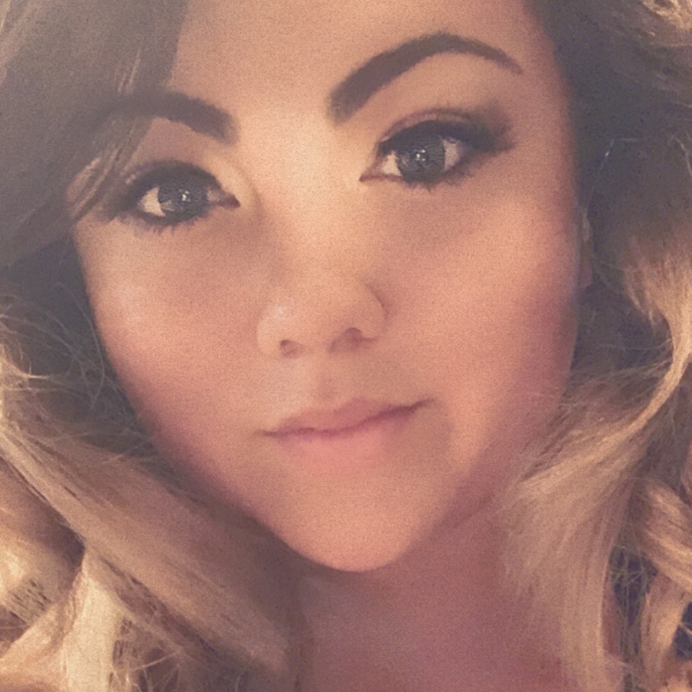 Meet your Posher, Felisha